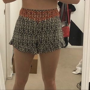 THML, Flowy shorts